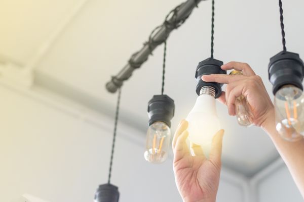 Light Bulb Changing Service in Owensboro